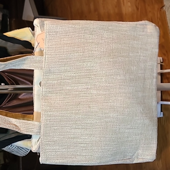 Twig & Arrow Woven Tote - Picture 6 of 16